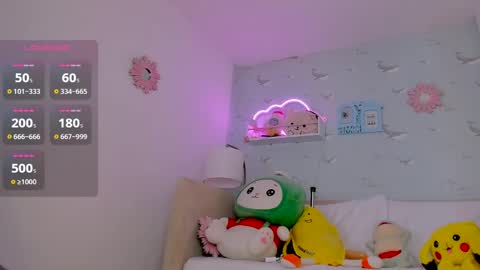 Nicolas online show from February 2025 06:32:02 PM