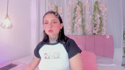 Snapshot of nicky_bonny18 chatting on February 2026 12:22:02 PM nicky_bonny18 online show from February 2026 12:22:02 PM