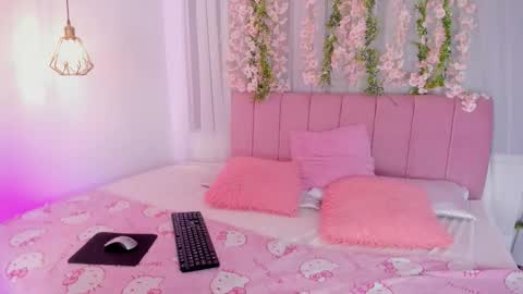 Snapshot of nicky_bonny18 chatting on February 2026 12:10:01 PM nicky_bonny18 online show from February 2026 12:10:01 PM