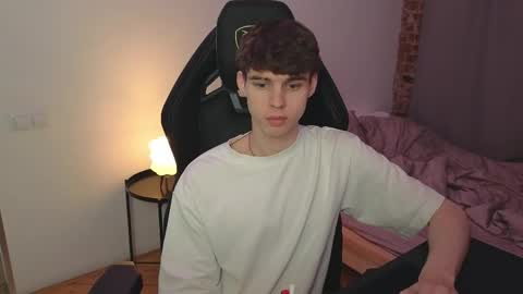 Nicki  Danny online show from April 2026 05:30:02 PM