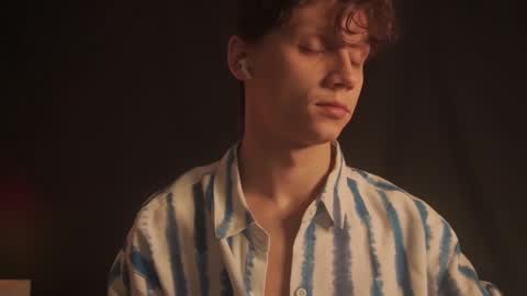 Nicky Neal online show from February 2025 08:10:02 PM