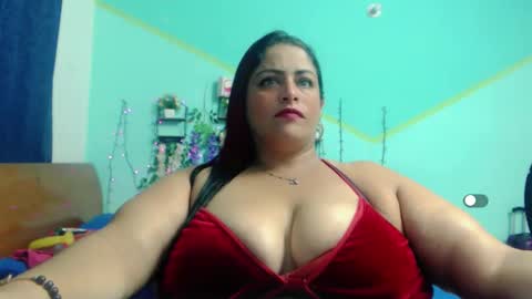 nickyribeiro online show from November 2025 04:58:02 AM