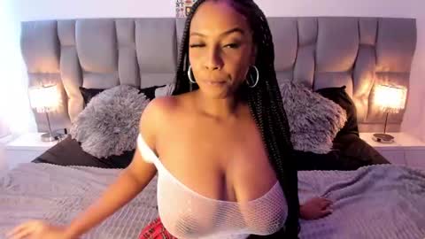 Nicky online show from December 2024 09:54:02 PM