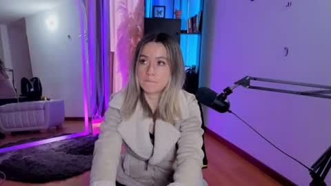 Nicky online show from July 2026 04:13:01 PM