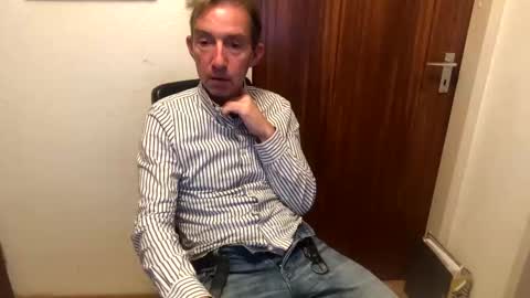 Snapshot of nico181969 chatting on December 2024 03:33:02 PM Nico online show from December 2024 03:33:02 PM