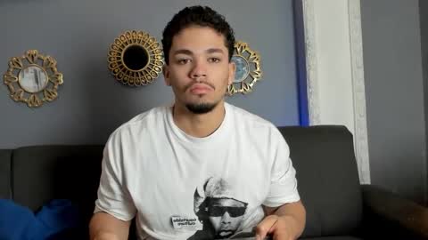 nico_blaze7 online show from November 2025 12:31:02 PM