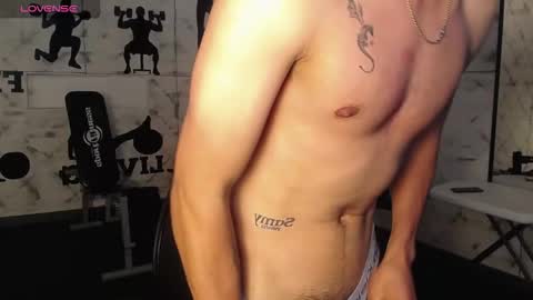 Nico  online show from January 2026 07:38:02 PM