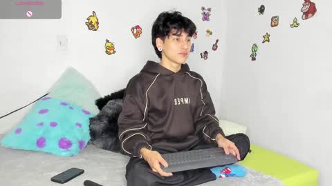 Nico  online show from January 2025 02:42:01 AM