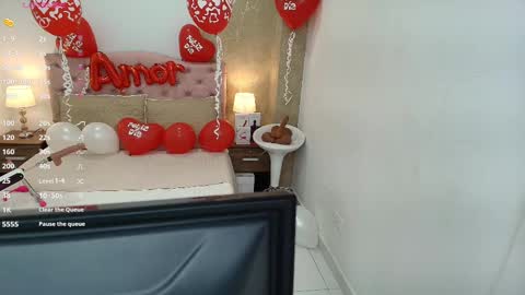 Nicol Alvarez online show from February 2025 03:26:01 AM