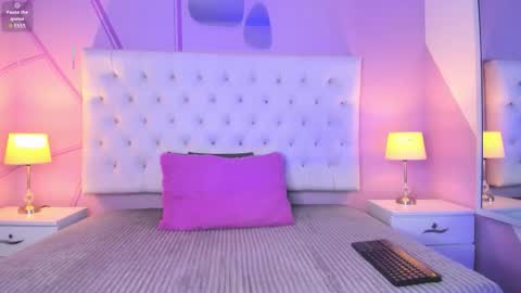 Nicol  online show from March 2026 05:13:02 AM