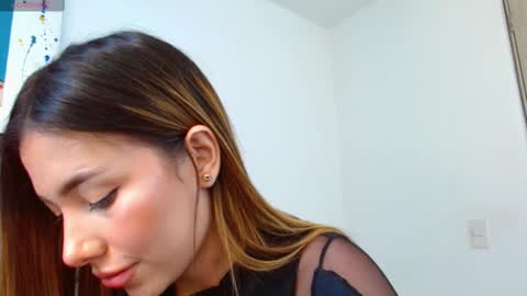 Nicol Gw online show from January 2025 09:17:02 PM