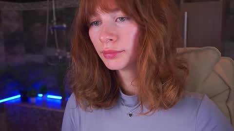 Nicol Moonn online show from November 2025 07:00:02 AM