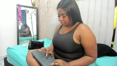Snapshot of nicol_zurich chatting on June 2026 10:32:01 PM NIKOL online show from June 2026 10:32:01 PM