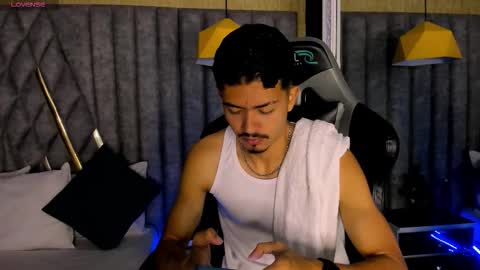 Nicolai online show from January 2026 12:07:01 PM