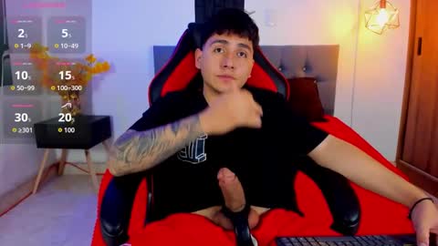 nicolas_james_sc online show from October 2025 03:09:01 PM