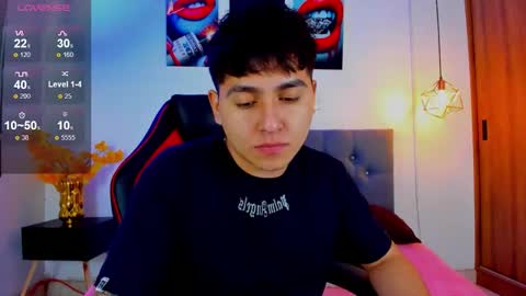 nicolas_james_sc online show from November 2025 01:14:02 PM