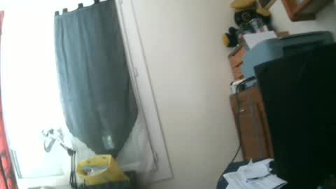 nicolasllavfrouen online show from June 2026 09:11:02 AM