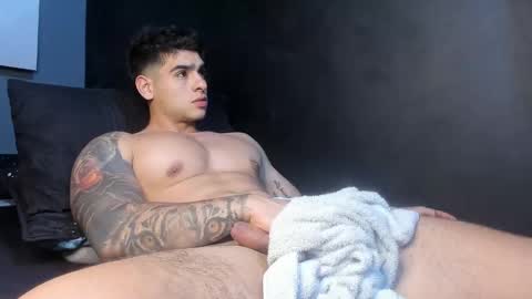 Andres online show from October 2025 05:41:02 AM