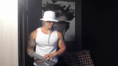 Andres online show from December 2025 04:56:01 PM