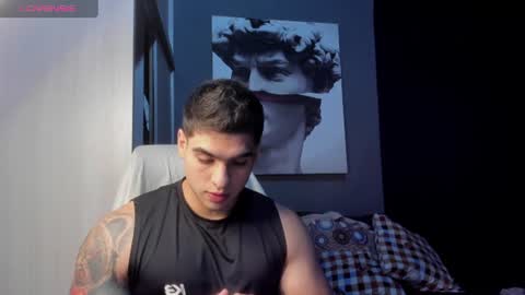 Snapshot of nicolasmuscle chatting on June 2026 04:19:02 PM Andres online show from June 2026 04:19:02 PM