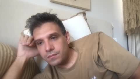 nicolaspercha online show from May 2026 04:26:02 PM