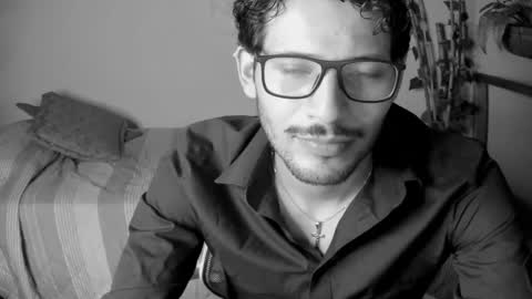 nicolasrodrii online show from May 2026 01:56:01 AM