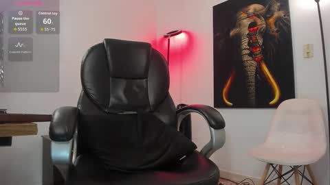 Nicolas Fellener online show from October 2025 05:08:01 AM