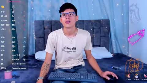 Snapshot of nicolastorres__ chatting on June 2026 02:47:02 AM nicolastorres__ online show from June 2026 02:47:02 AM