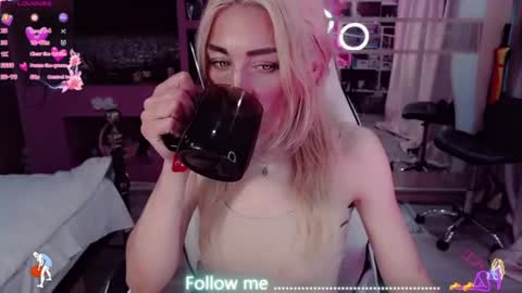 Nicole online show from July 2026 07:34:01 PM