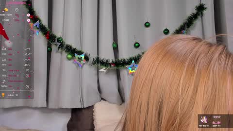 Nicole Grifin online show from January 2025 09:35:02 PM