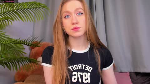 Nicole Grifin online show from January 2025 01:17:01 PM