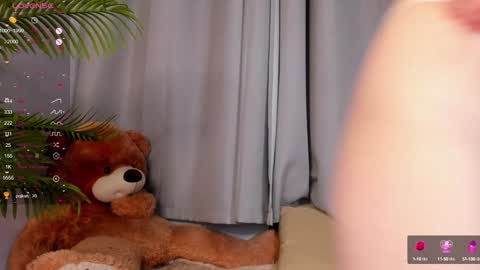 Nicole Grifin online show from January 2025 01:00:02 PM