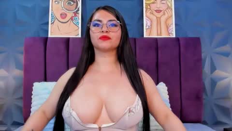 Snapshot of nicole_jonss chatting on February 2026 03:23:01 AM Nicole online show from February 2026 03:23:01 AM