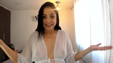 Nicole online show from January 2026 01:57:01 PM