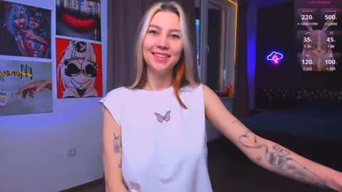 Snapshot of nicole_matt chatting on March 2025 06:35:02 AM Nicole online show from March 2025 06:35:02 AM