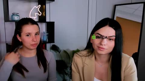 nicole_muah online show from September 2025 09:23:02 AM