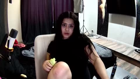 Snapshot of nicole_pretty_ chatting on February 2026 04:55:01 AM Nicole online show from February 2026 04:55:01 AM