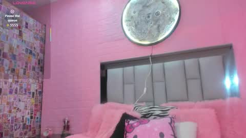 nicole_rosales online show from September 2025 08:12:02 PM