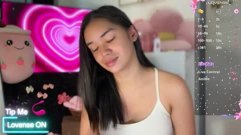 NICOLE online show from November 2025 04:14:02 AM