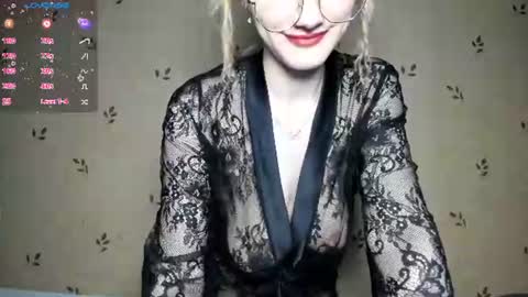 NicoleDavis online show from June 2026 07:46:01 PM