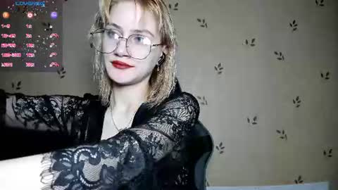 NicoleDavis online show from June 2026 07:20:01 PM
