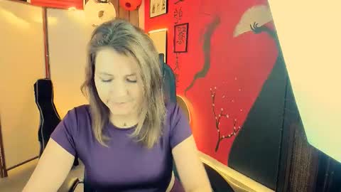 Snapshot of nicolehits chatting on November 2025 09:11:01 AM nicolehits online show from November 2025 09:11:01 AM