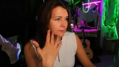 Snapshot of nicolehits chatting on November 2025 09:32:02 AM nicolehits online show from November 2025 09:32:02 AM