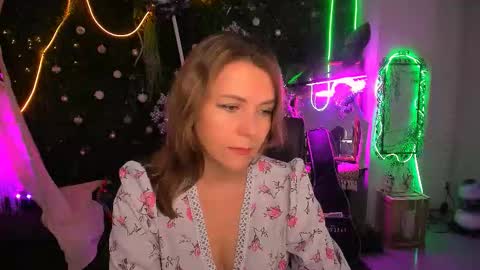 nicolehits online show from January 2026 01:26:02 PM