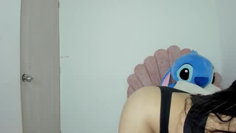 nicole santana online show from November 2025 06:30:02 PM