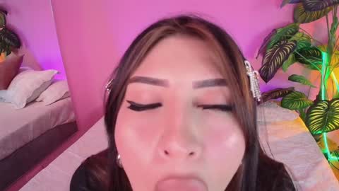 Nicol  online show from December 2024 02:16:02 PM