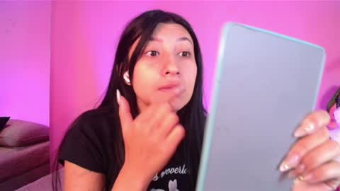 Nicol  online show from January 2025 01:10:02 PM