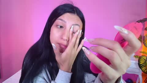 Nicol  online show from January 2025 01:11:02 PM