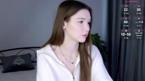 Nicol online show from November 2025 08:02:01 AM