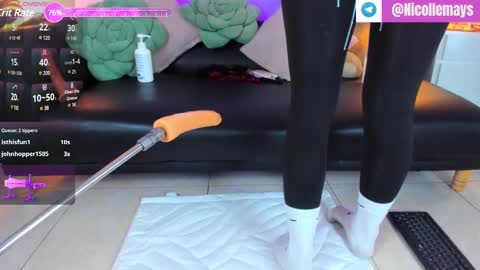 Nicolle Mays online show from February 2025 07:30:02 PM